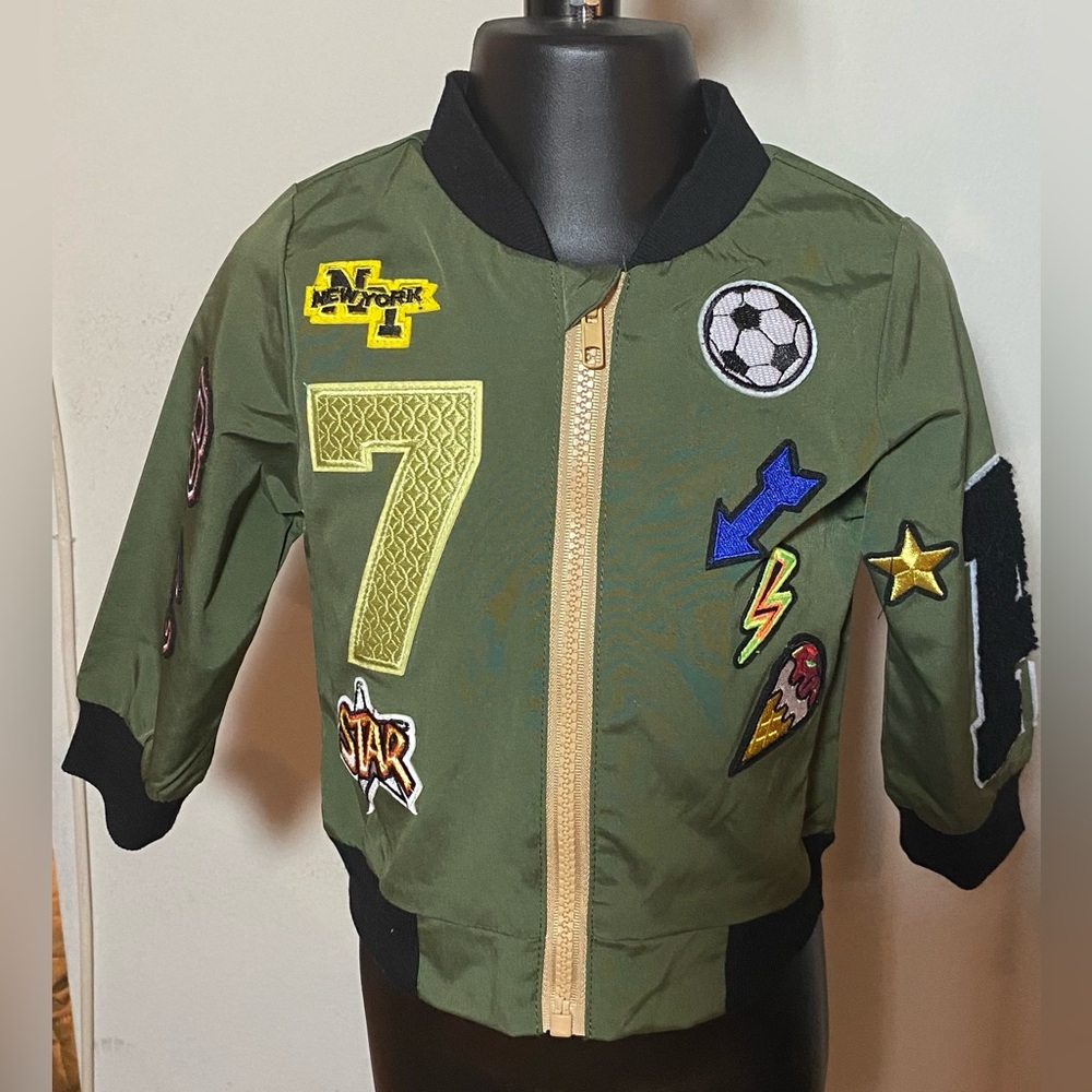 NWT🎉 SHEIN Green and Black Zip-Up Patchwork Bomber Jacket Size 9-12 months